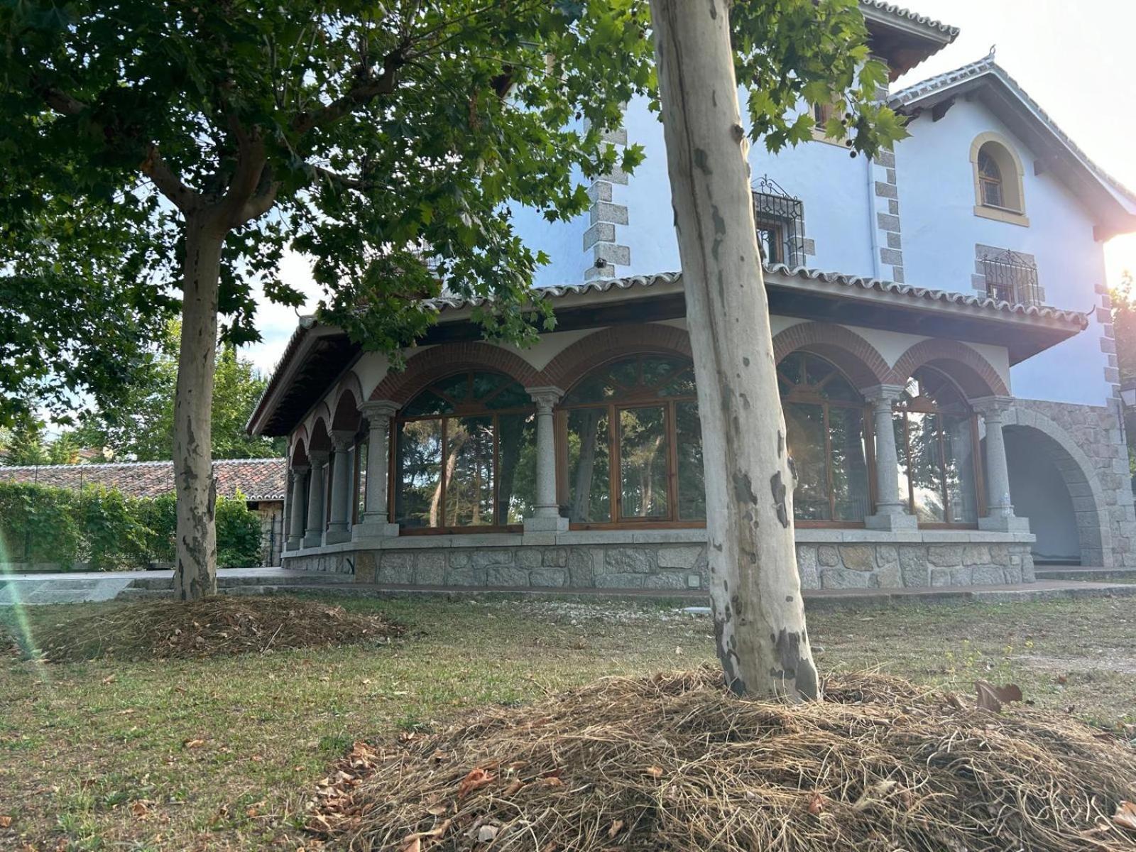 La Casona Imperial 2 Villa Galapagar Bagian luar foto